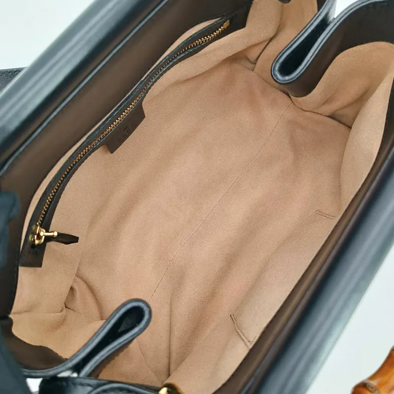 ju278-gucci-black-leather-nimfair-bamboo-shoulder-bag