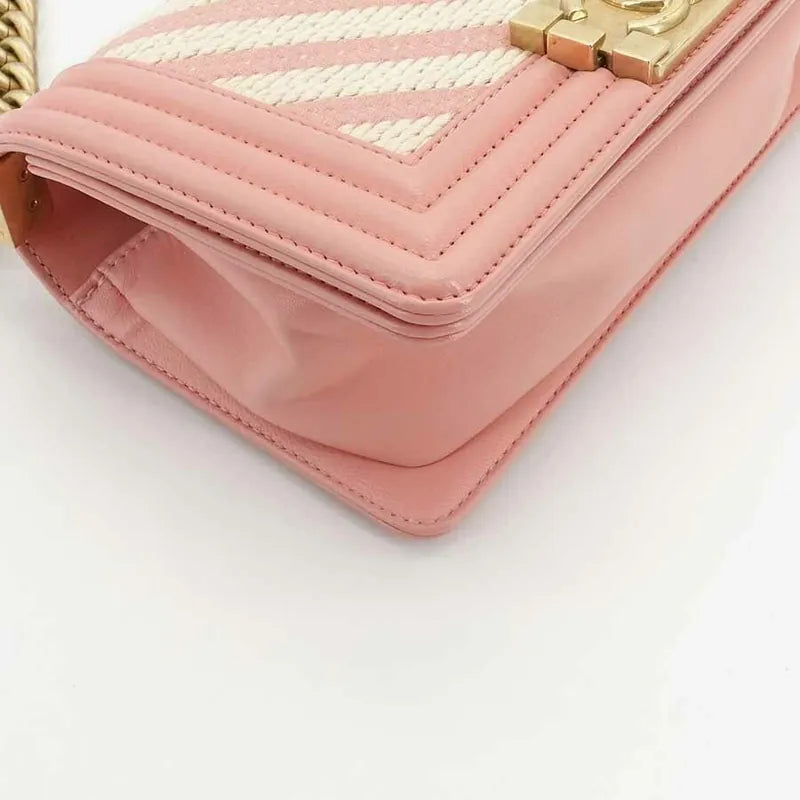 jr591-chanel-boy-pink-lambskin-flap-bag