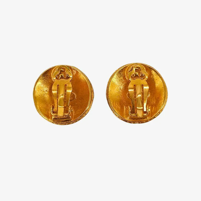 c465-chanel-vintage-earring