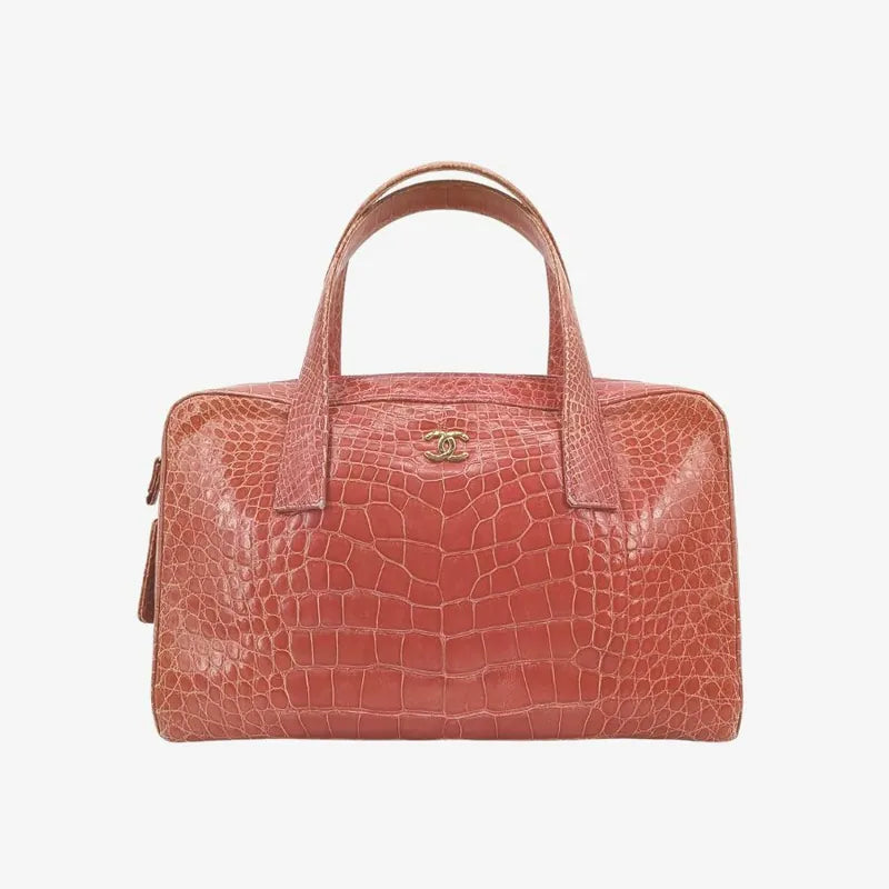 js600-chanel-vintage-pink-crocodile-skin-handbag