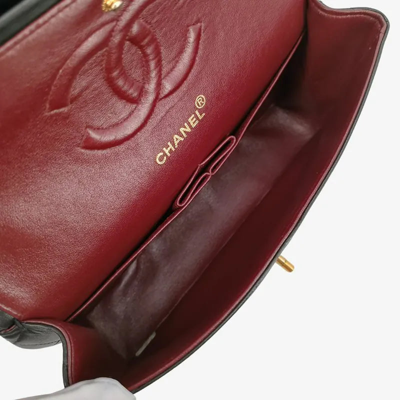 ra832-chanel-vintage-black-lambskin-25cm-classic-flap-bag