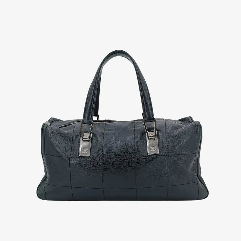 jah170-chanel-vintage-black-caviar-leather-handbag