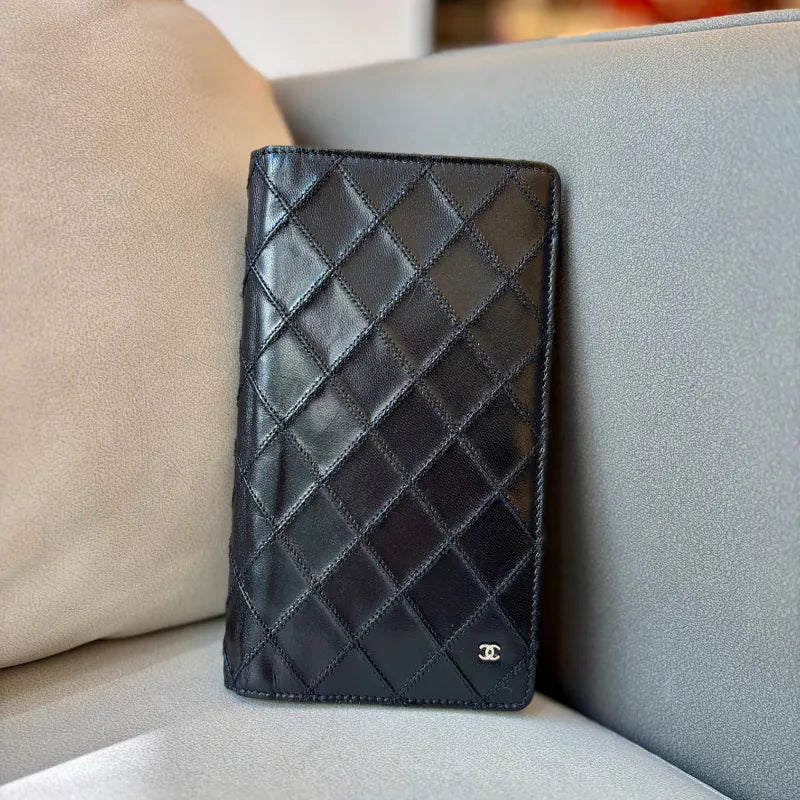 jw406-chanel-vintage-black-lambskin-long-wallet