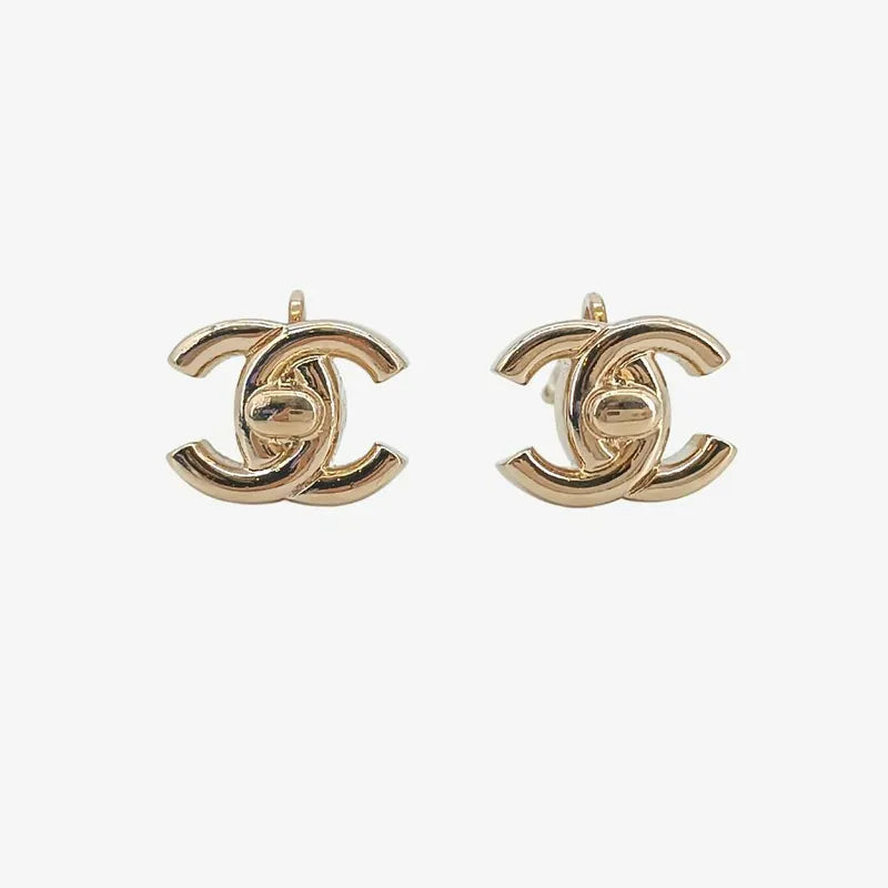 js947-chanel-cc-turnlock-rose-gold-clip-on-earrings