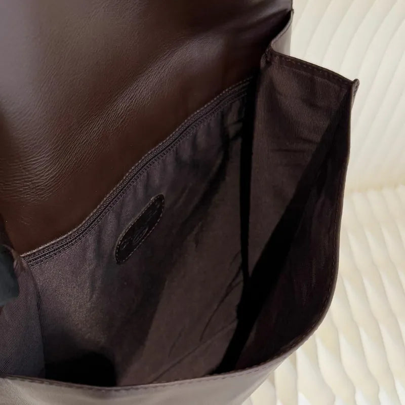 ra685-chaenl-vintage-brown-lambskin-shoulder-bag