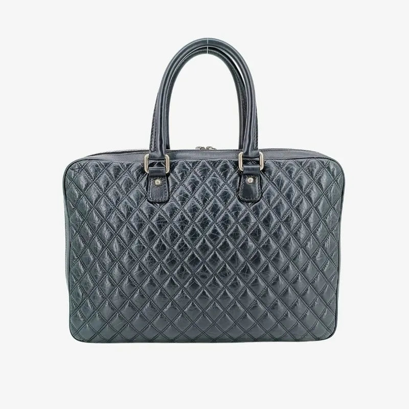 c498-chanel-vintage-black-calfskin-handbag