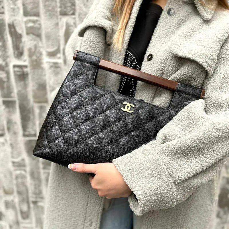 jt822-chanel-vintage-black-caviar-leather-wood-top-handle-bag