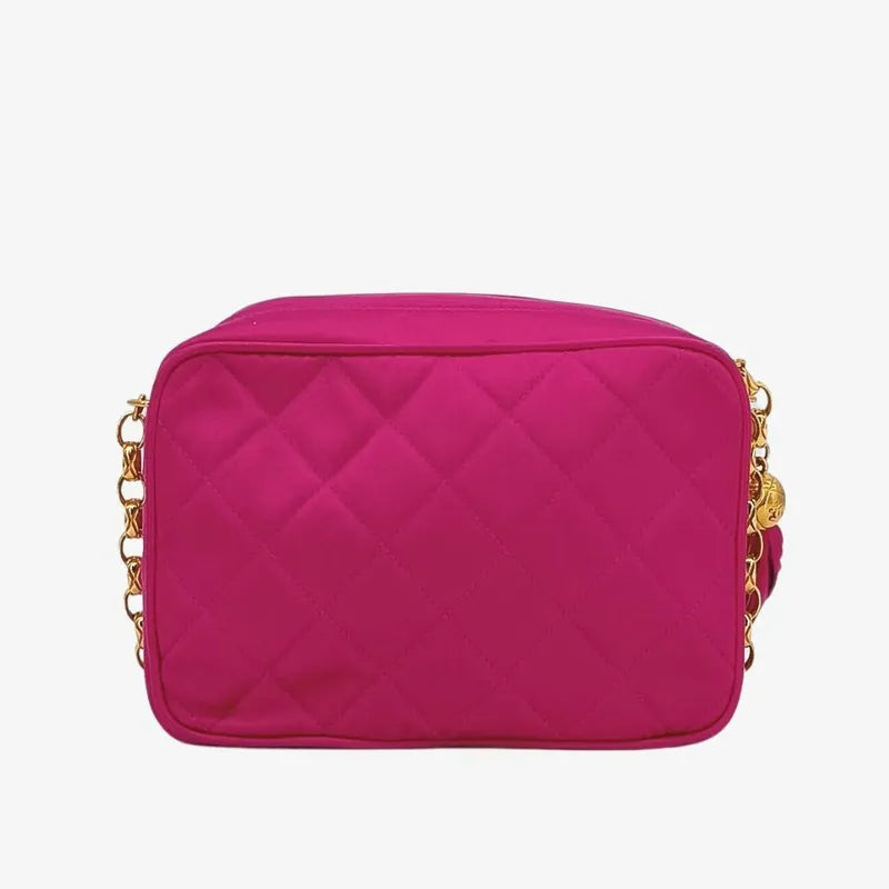 jt569-chanel-vintage-pink-satin-tassels-gold-chain-camera-bag