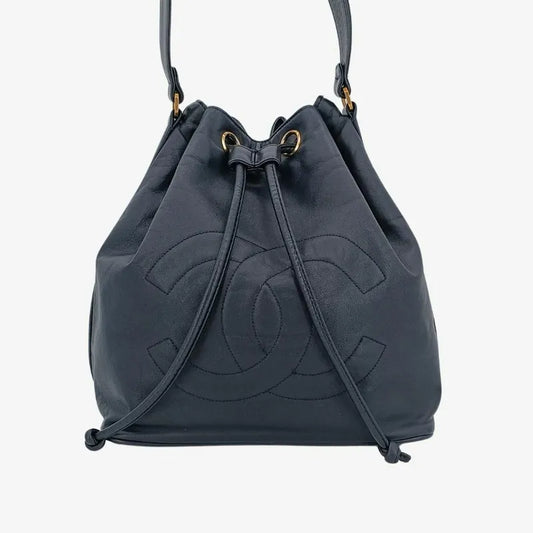 ra815-chanel-vintage-navy-lambskin-bucket-bag