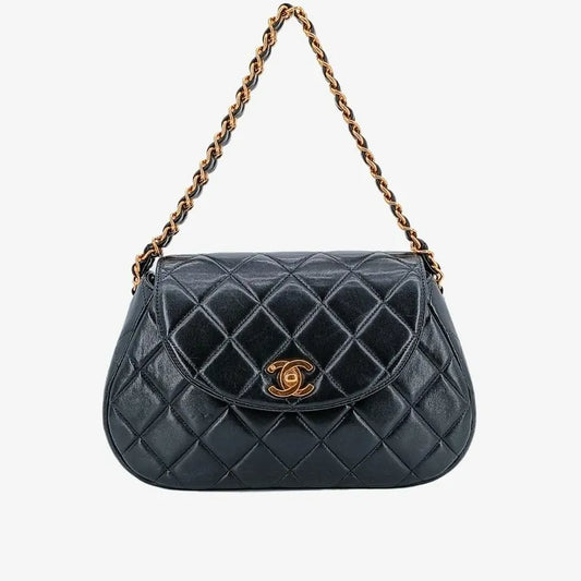 c360-chanel-vintage-black-lambskin-quilted-flap-handbag