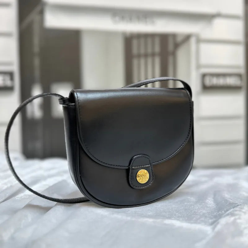 ju321-celine-vintage-black-box-leather-shoulder-bag