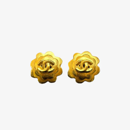 RC438 - CHANEL Vintage Gold Plated Camellia Clip-On Earrings