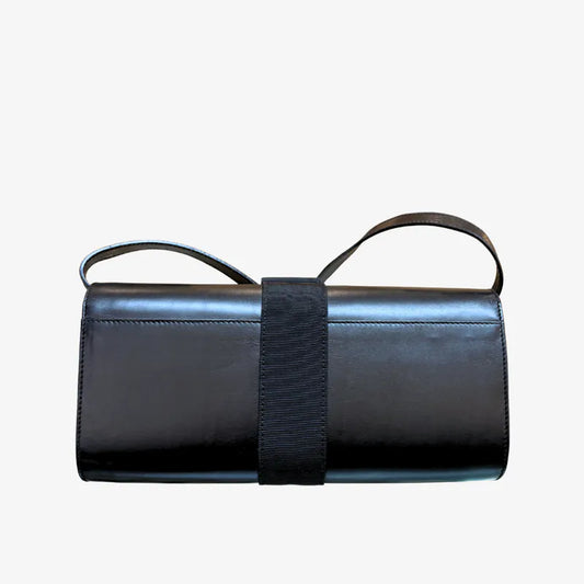 JY956 - SALVATORE FERRAGAMO Black Vara Leather Shoulder Bag