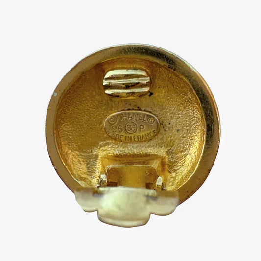 RC562 - CHANEL Vintage CC Logo Gold Clip-On Earrings