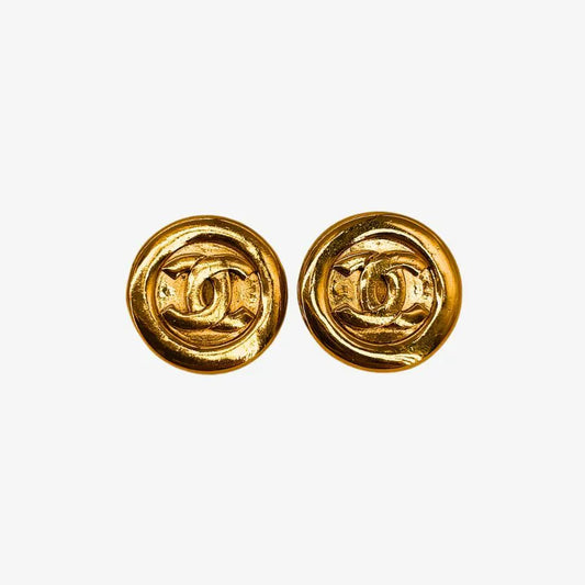 rb496-chanel-vintage-round-gold-plated-clip-on-earrings