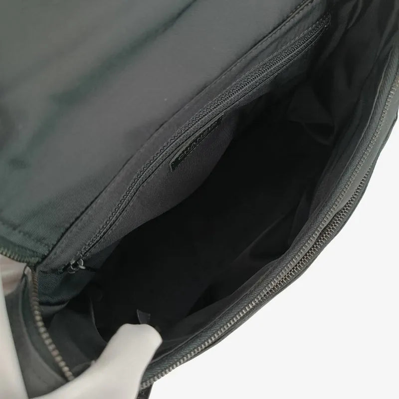 ra338-chanel-vintage-black-nylon-backpack