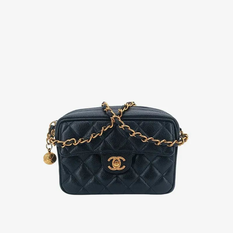 ju612-chanel-vintage-black-caviar-leather-camera-bag