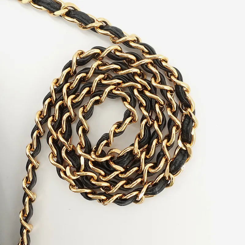 jq593-chanel-vintage-black-caviar-embossed-logo-camera-bag