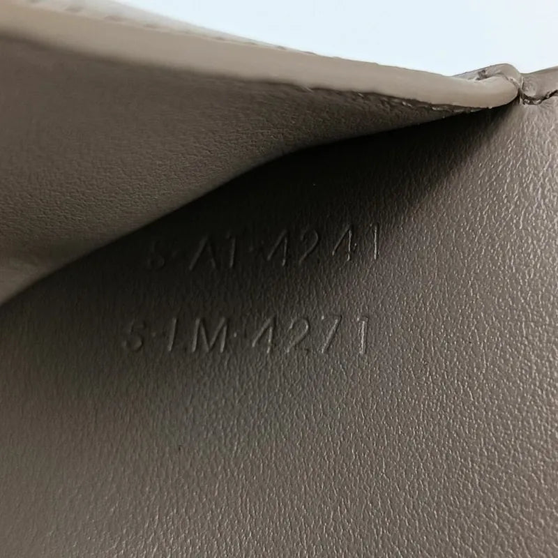 ra021-celine-gary-calfskin-triomphe-in-shiny-small-wallet