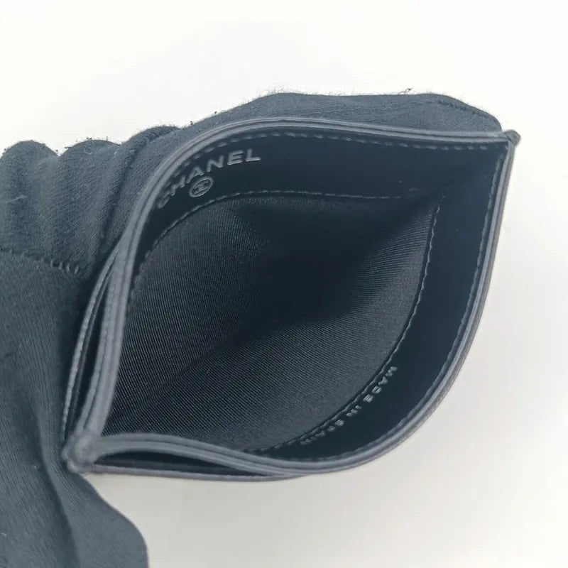 ra004-chanel-black-caviar-leather-card-holder