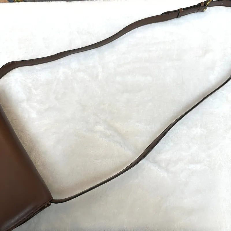 rc926-celine-vintage-caviar-leather-crossboby-bag