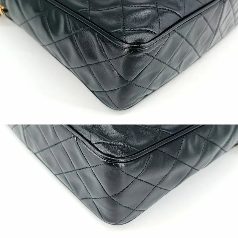 jr668-chanel-vintage-black-lambskin-tassel-camera-bag