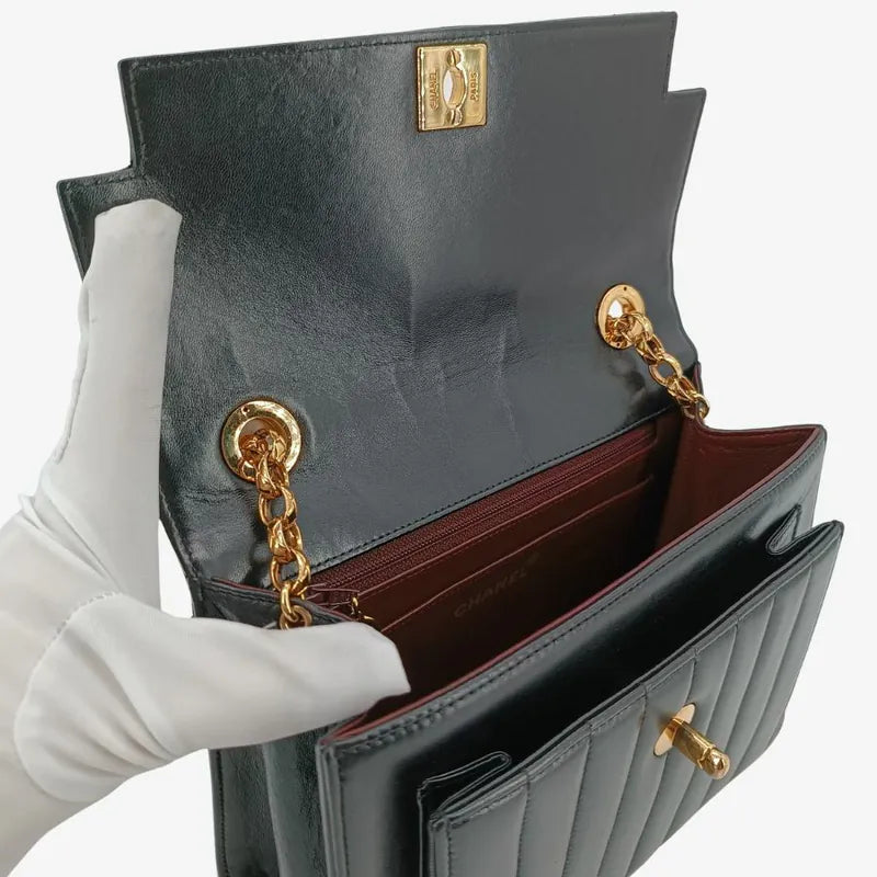 ju296-chanel-vintage-black-lambskin-vertical-gold-chain-flap-bag