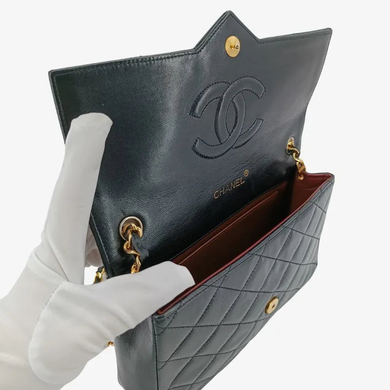 rb062-chanel-vintage-black-lambskin-big-cc-pointed-flap-bag