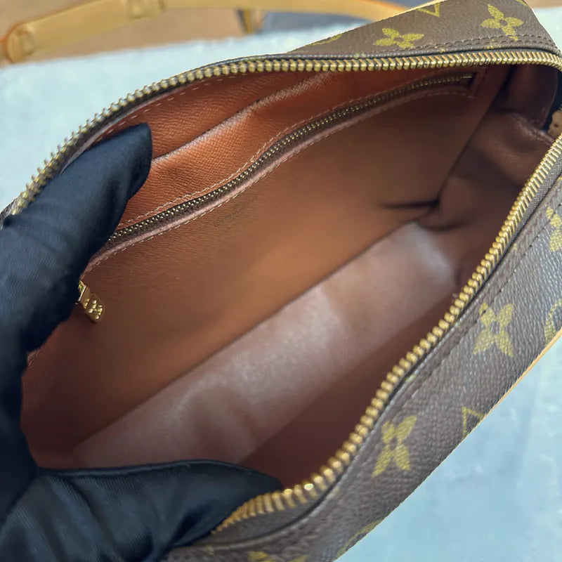 rc543-louis-vuitton-vintage-monogram-trocadero-bag-27cm-repaired-item