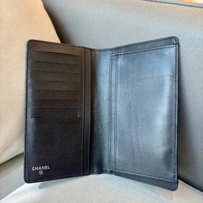 jw406-chanel-vintage-black-lambskin-long-wallet