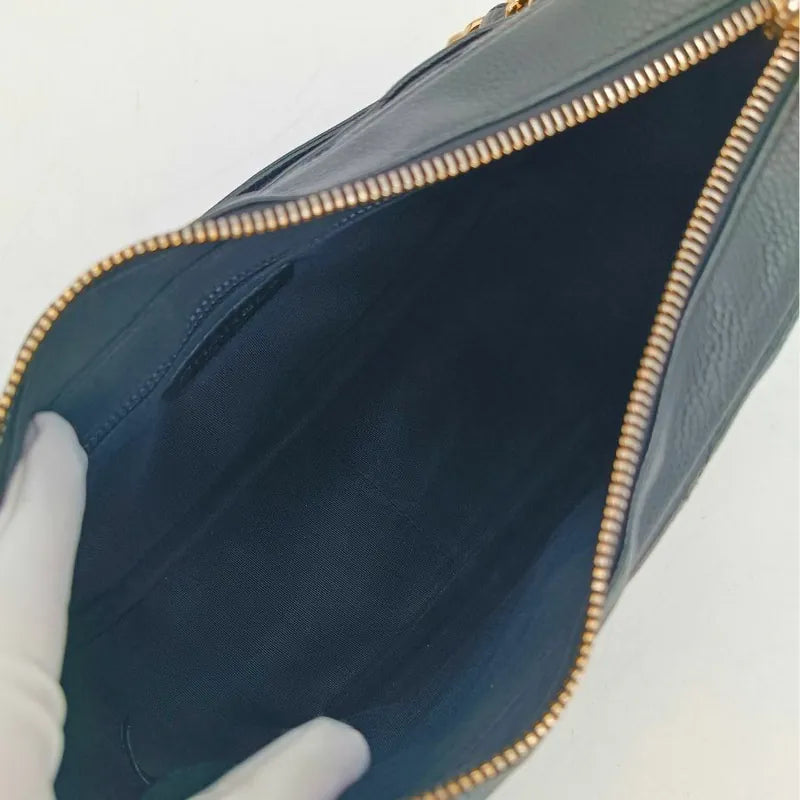 rb425-chanel-vintage-black-caviar-leather-quilted-chain-handbag