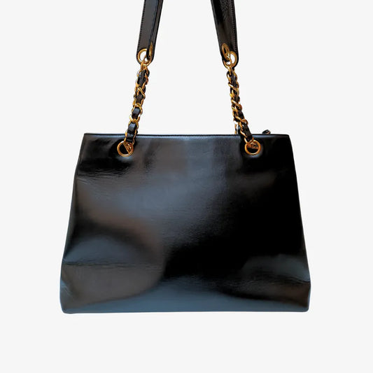 jw478-chanel-vintage-black-lambskin-tote-bag