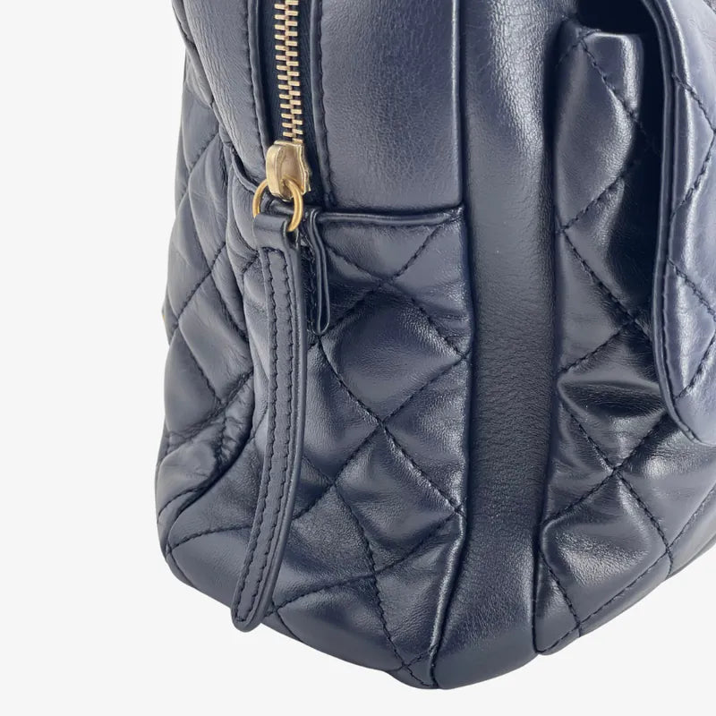 jah189-chanel-vintage-navy-lambskin-quilted-camera-bag