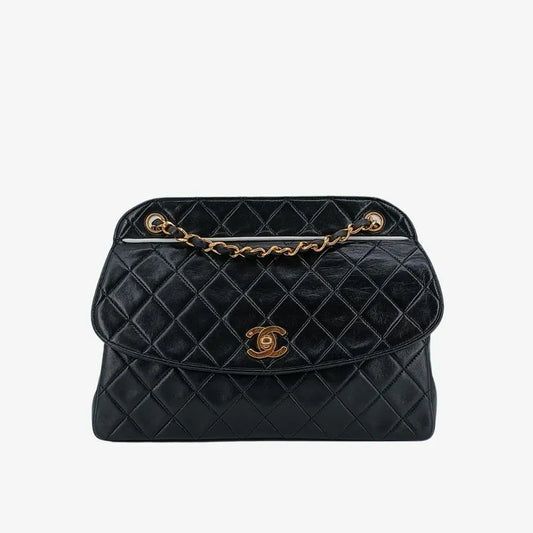 jt887-chanel-vintage-black-lambskin-flap-bag