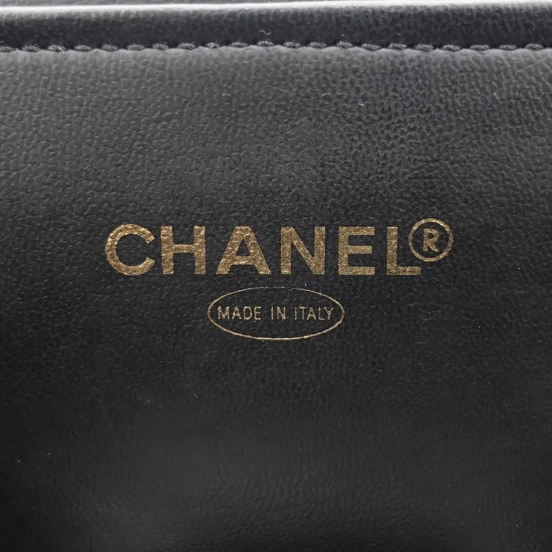 jq582-chanel-vintage-black-caviar-embossed-logo-cosmetic-bag