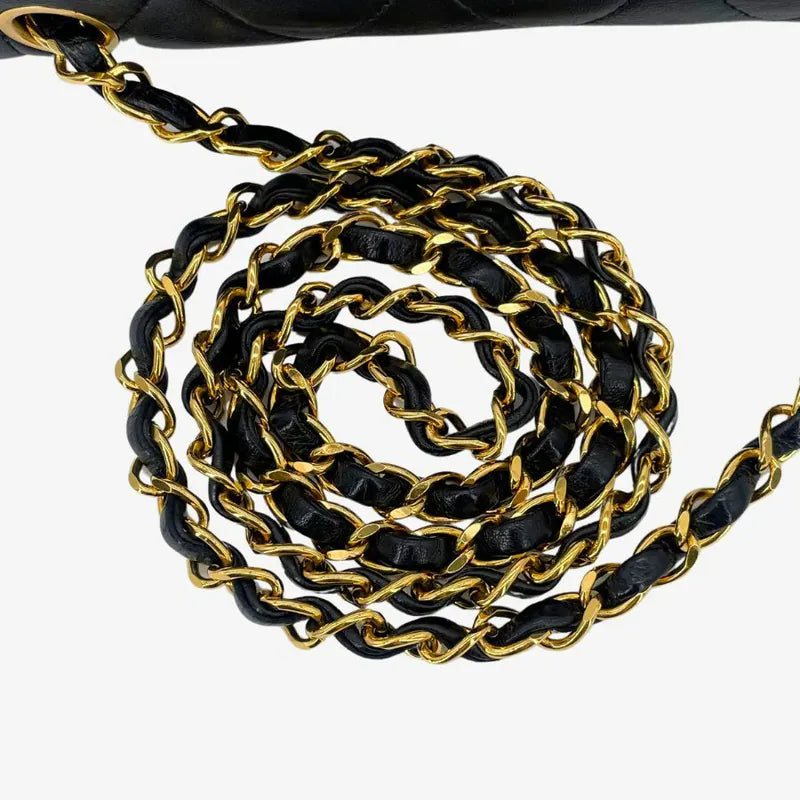 jw747-chanel-vintage-black-lambskin-25cm-diana-flap-bag