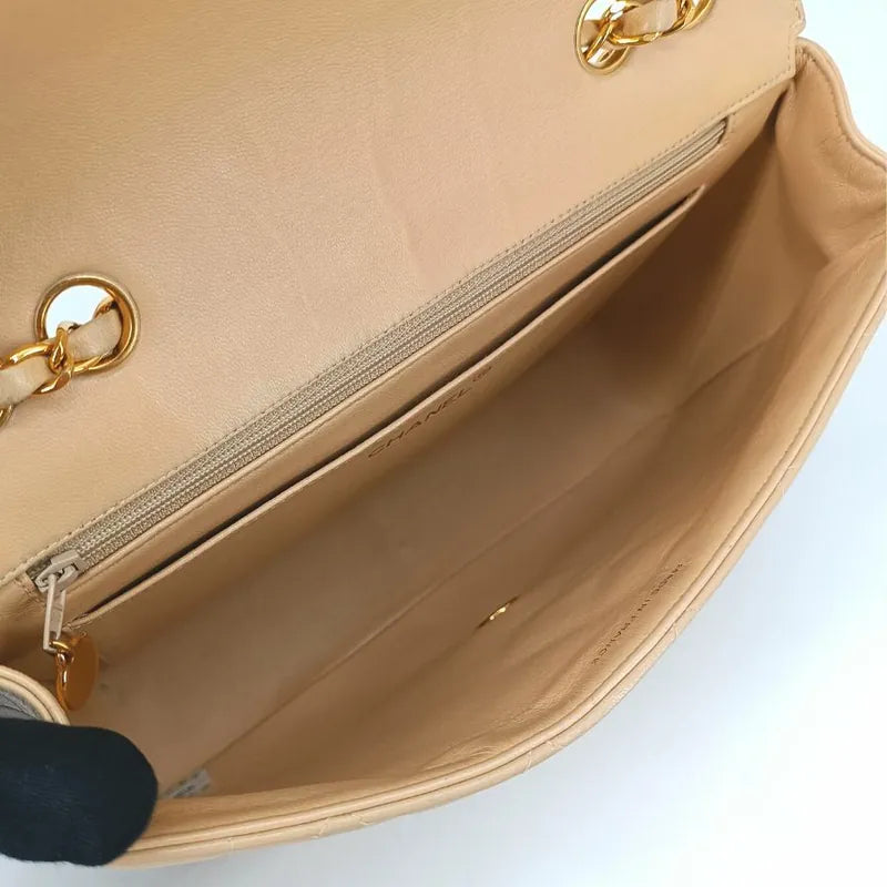 jt426-chanel-vintage-beige-lambskin-quilted-flap-bag