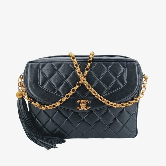 rb288-chanel-vintage-black-lambskin-gold-chain-camera-bag