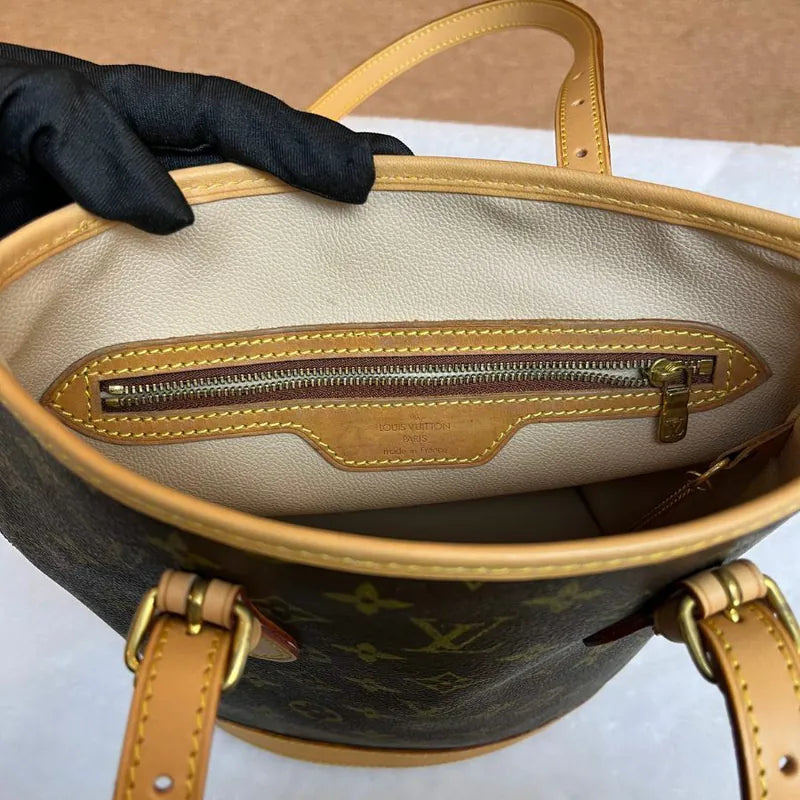 rb938-louis-vuitton-vintage-petite-monogram-bucket-bagrepaired-item