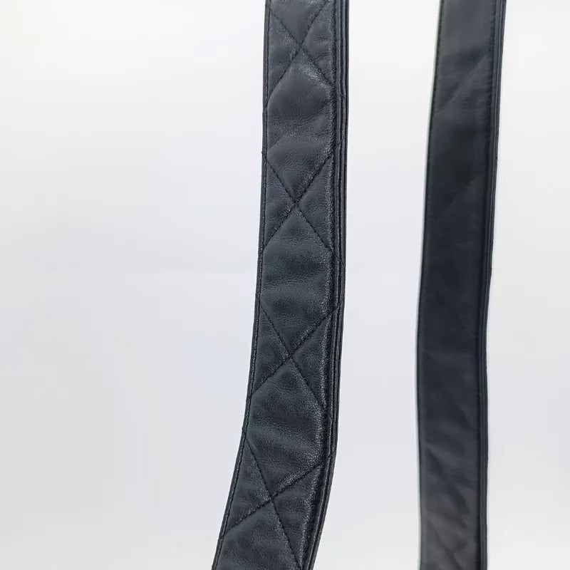 rb213-chanel-vintage-black-lambskin-quilted-flap-bag