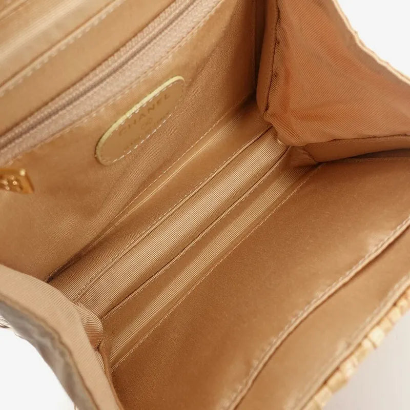 jr919-chanel-vintage-brown-rattan-17cm-mini-square-flap-bag