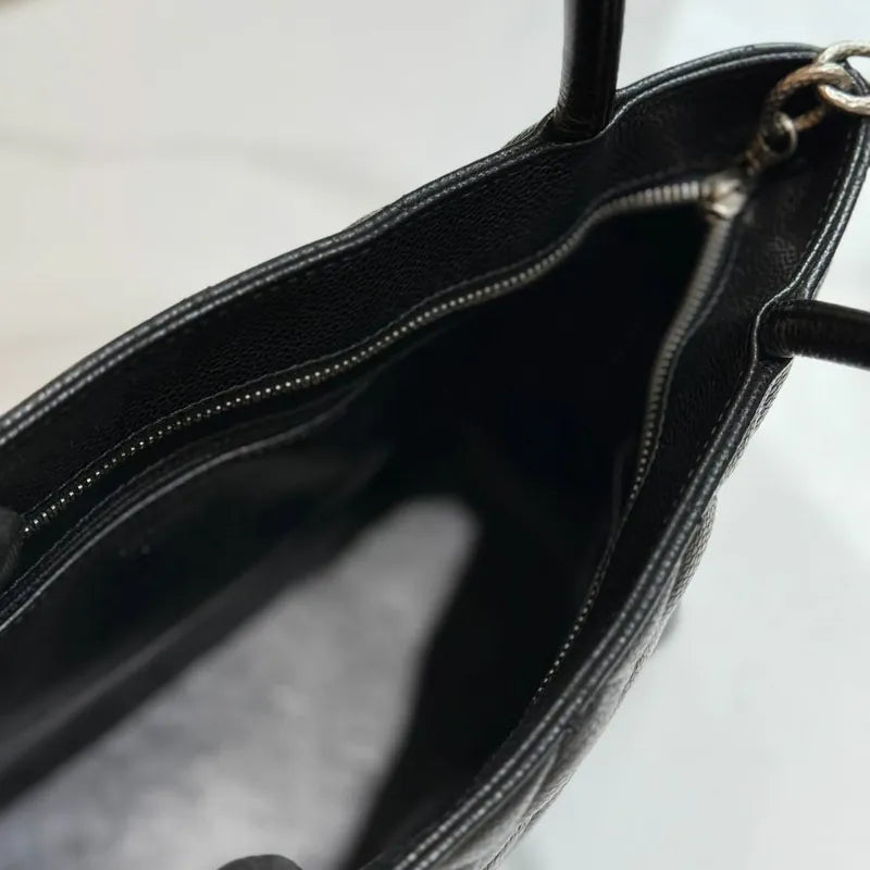 jw389-chanel-vintage-black-caviar-leather-1804-tote-bag