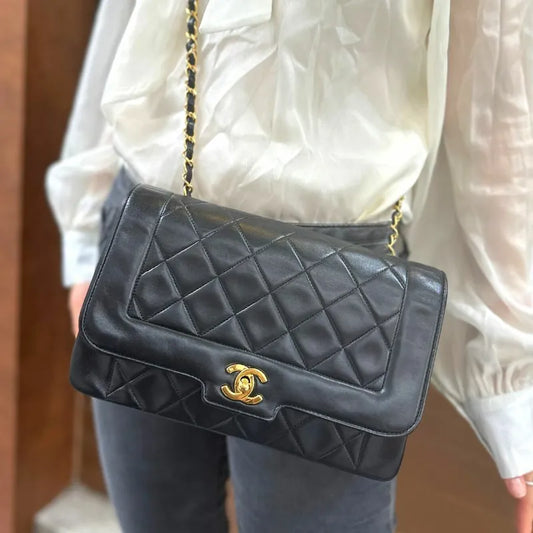 ra221-chanel-vintage-black-lambskin-quilted-flap-bag