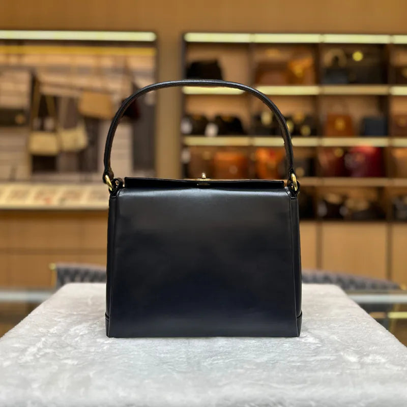 rc925-gucci-vintage-navy-leather-handbag