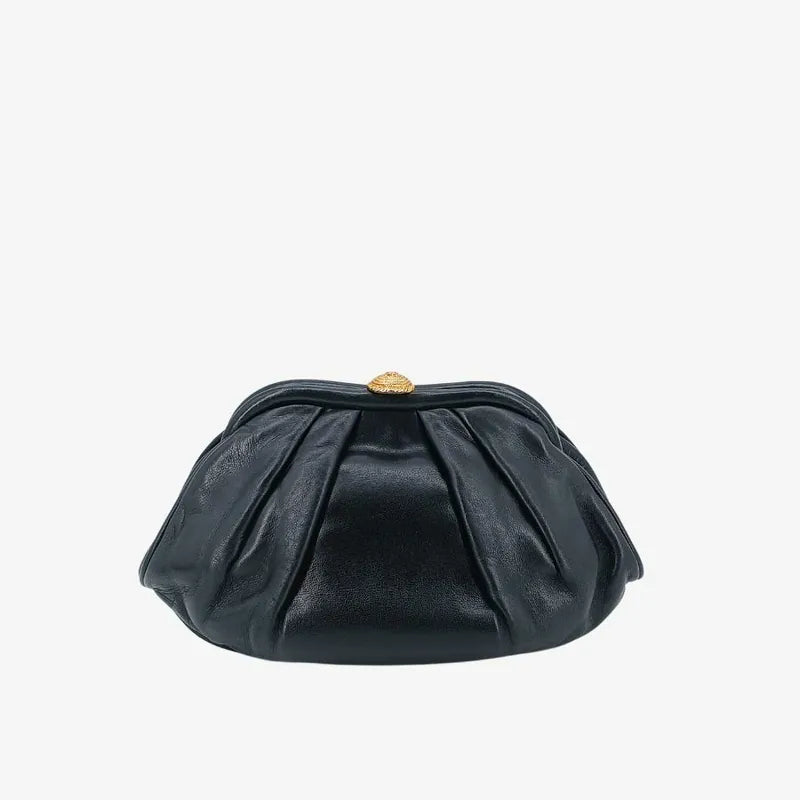 tk011-chanel-vintage-black-lambskin-shoulder-bag