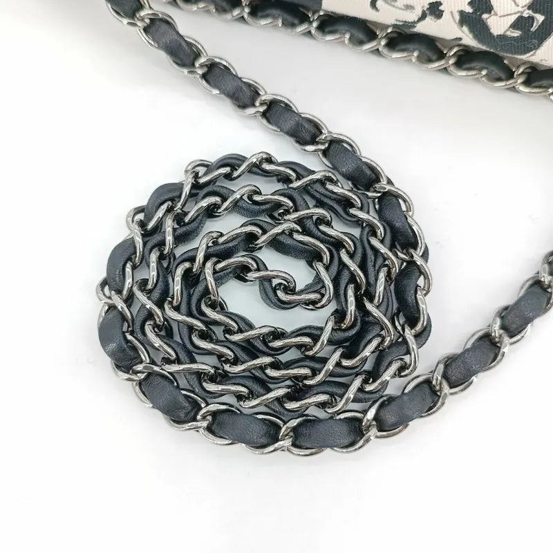 sh013-chanel-vintage-white-black-canvas-karl-lagerfeld-sketch-classic-flap-bag