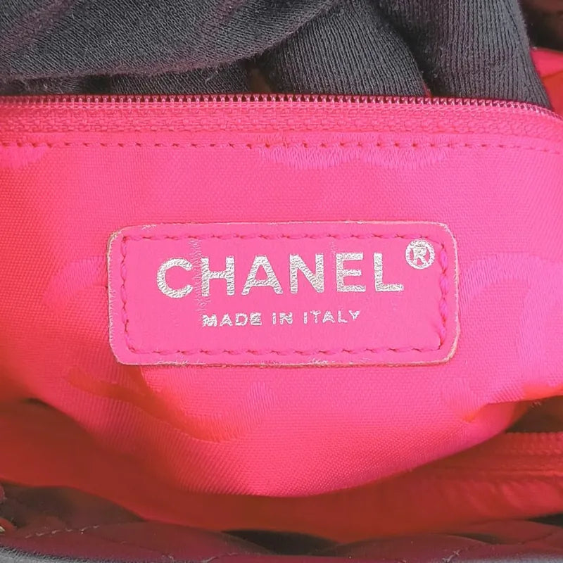 ra687-chanel-vintage-black-calfskin-cambon-tote-bag