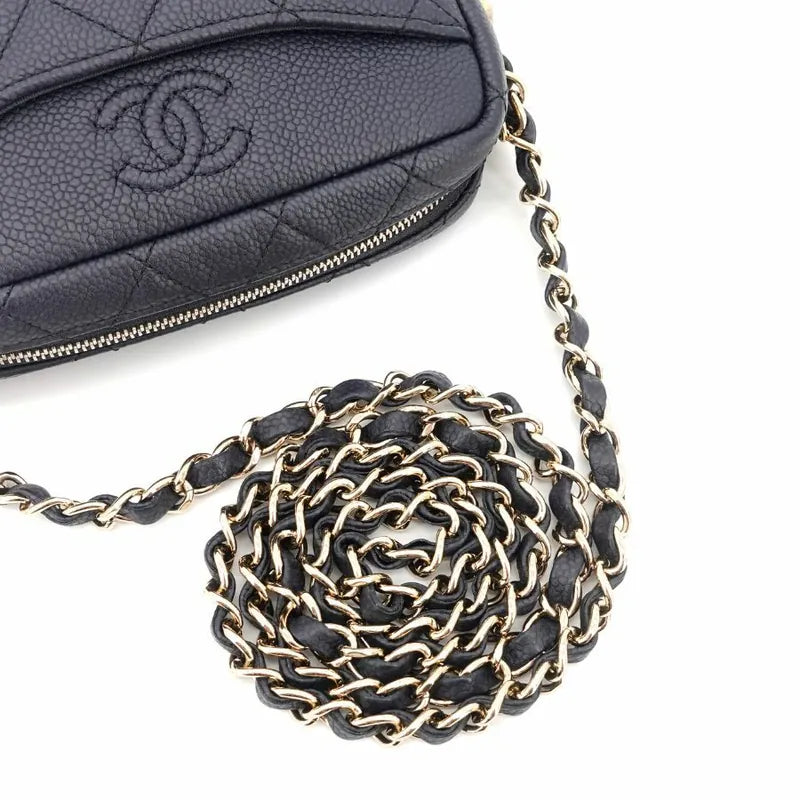c325-chanel-navy-caviar-leather-camera-bag