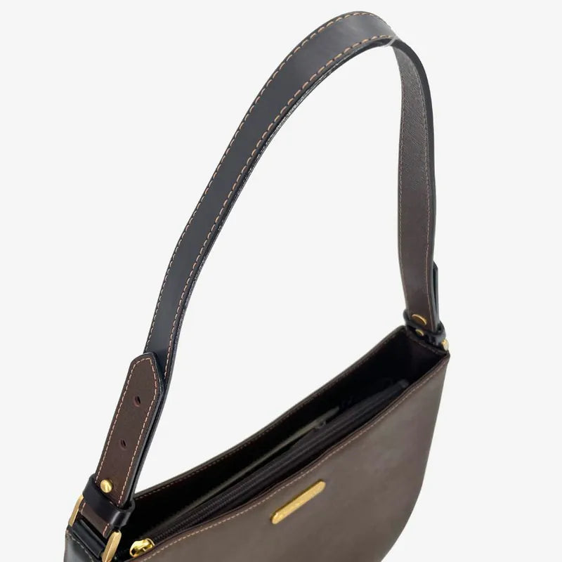 rc883-burberry-vintage-brown-leather-shoulder-bag