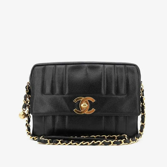jq981-chanel-vintage-black-caviar-jumbo-flap-bag